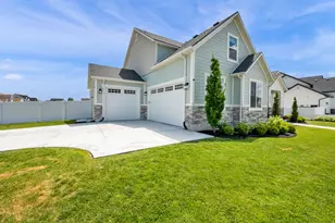 627 W 1390 S, Lehi, UT 84043 - Photo 4