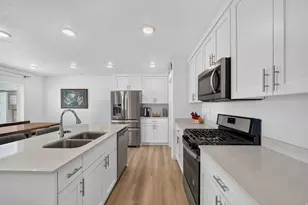 1639 E Indigo Loop N, Layton, UT 84041 - Photo 8