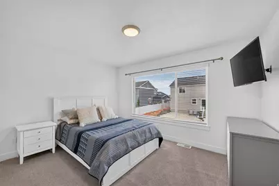 1639 E Indigo Loop N, Layton, UT 84041 - Photo 8