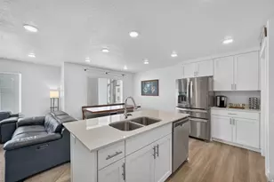 1639 E Indigo Loop N, Layton, UT 84041 - Photo 10