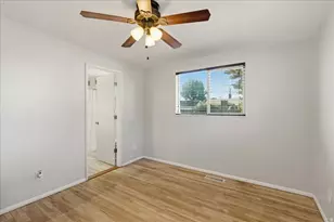 2355 E 7645 S, Cottonwood Heights, UT 84121 - Photo 24
