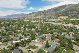 1093 Cambridge Rd, Kaysville, UT 84037 - Photo 52