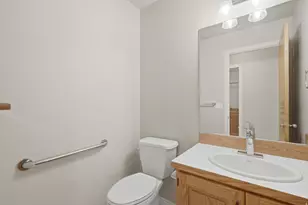 8791 S Long Dr Dr, West Jordan, UT 84088 - Photo 16