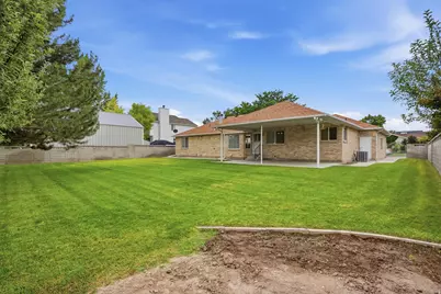 8791 S Long Dr Dr, West Jordan, UT 84088 - Photo 36