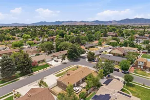 2506 W Easton St, Taylorsville, UT 84129 - Photo 4