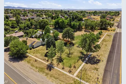 365 N Main St, Fillmore, UT 84631 - Photo 14