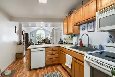 4732 W Villa View Dr S #UNIT D, West Valley, UT 84120 - Photo 6