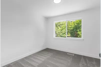 759 S Pitford Dr W, Centerville, UT 84014 - Photo 12