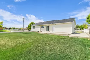 4841 S 3475 W, Taylorsville, UT 84129 - Photo 30