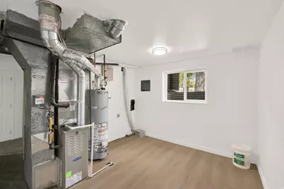 7647 S 2290 W, West Jordan, UT 84084 - Photo 14