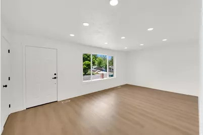 7647 S 2290 W, West Jordan, UT 84084 - Photo 4