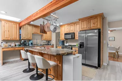 1489 N 400 W, Bountiful, UT 84010 - Photo 8