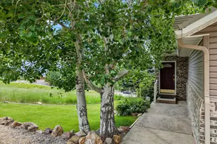 532 W Raspberry Patch Rd, Garden City, UT 84028 - Photo 6
