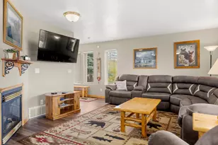 532 W Raspberry Patch Rd, Garden City, UT 84028 - Photo 10
