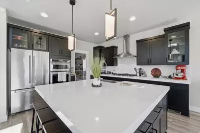 868 N 2125 W, Layton, UT 84041 - Photo 10