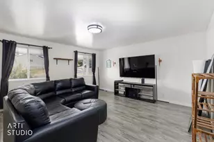 1266 E Cherry Ln, Layton, UT 84040 - Photo 2