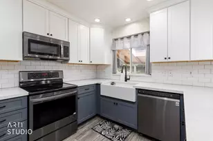 1266 E Cherry Ln, Layton, UT 84040 - Photo 4