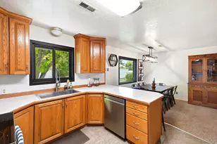 1204 S 500 E, Vernal, UT 84078 - Photo 12