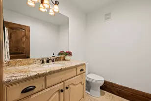 18 Snow Forest Ln, Sandy, UT 84092 - Photo 86