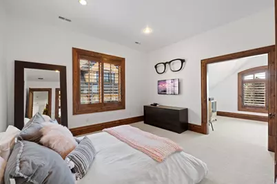 18 Snow Forest Ln, Sandy, UT 84092 - Photo 50