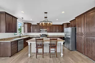 1672 Equestrian Park Way, Kaysville, UT 84037 - Photo 8