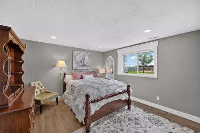 1672 Equestrian Park Way, Kaysville, UT 84037 - Photo 24