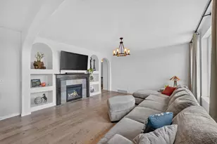 1672 Equestrian Park Way, Kaysville, UT 84037 - Photo 6