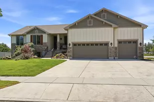 1672 Equestrian Park Way, Kaysville, UT 84037 - Photo 2