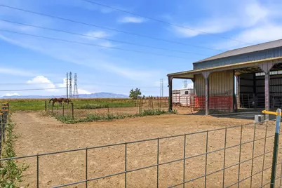 1672 Equestrian Park Way, Kaysville, UT 84037 - Photo 32