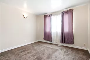 2324 W 4175 S, Taylorsville, UT 84129 - Photo 8