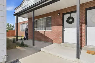 147 W 1190 N, Logan, UT 84341 - Photo 2