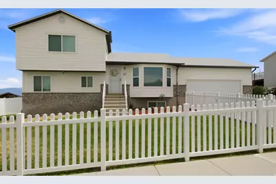 3867 S Ditsie Dr W, Magna, UT 84044 - Photo 2