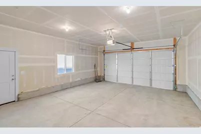 739 N 600 W #215, Tremonton, UT 84337 - Photo 10