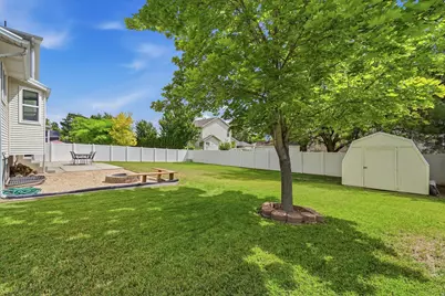 13167 S 2420 W, Riverton, UT 84065 - Photo 34