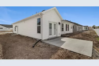 745 N 600 W #216, Tremonton, UT 84337 - Photo 2