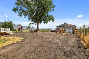 5885 W 8800 N, Elwood, UT 84337 - Photo 28