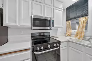 29 S State St E, Salt Lake City, UT 84111 - Photo 10