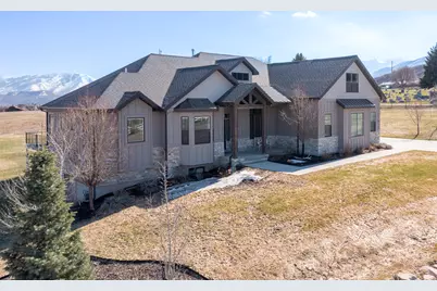 641 W 500 S, Midway, UT 84049 - Photo 2