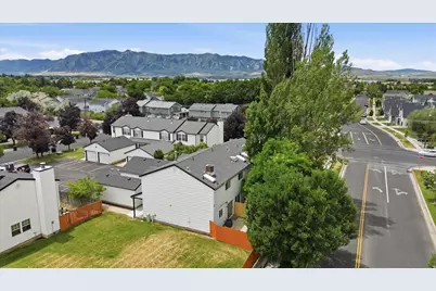 187 W 1190 N, Logan, UT 84341 - Photo 12