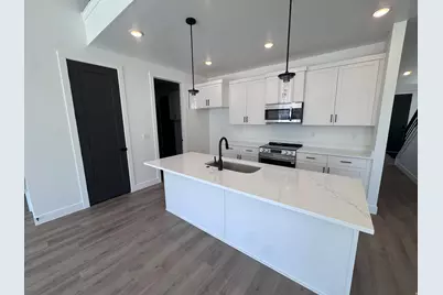 1301 N 1475 E #33, Payson, UT 84651 - Photo 4