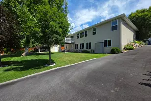 335 E 100 N, Hyrum, UT 84319 - Photo 34