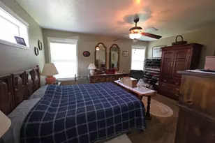 335 E 100 N, Hyrum, UT 84319 - Photo 12