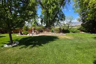 335 E 100 N, Hyrum, UT 84319 - Photo 38