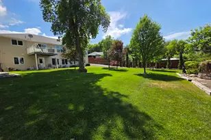 335 E 100 N, Hyrum, UT 84319 - Photo 40
