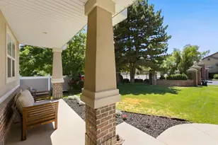 11301 S Blue Roan Ln E, Sandy, UT 84092 - Photo 36
