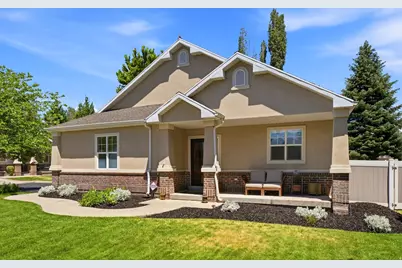 11301 S Blue Roan Ln E, Sandy, UT 84092 - Photo 2