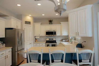 557 S 700 E, Orem, UT 84097 - Photo 12