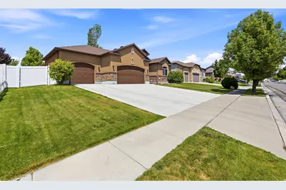 7598 S 4770 W, West Jordan, UT 84084 - Photo 34
