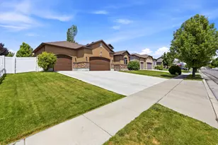 7598 S 4770 W, West Jordan, UT 84084 - Photo 34