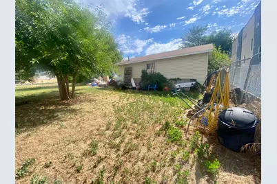 180 E 350 S, Clearfield, UT 84015 - Photo 6